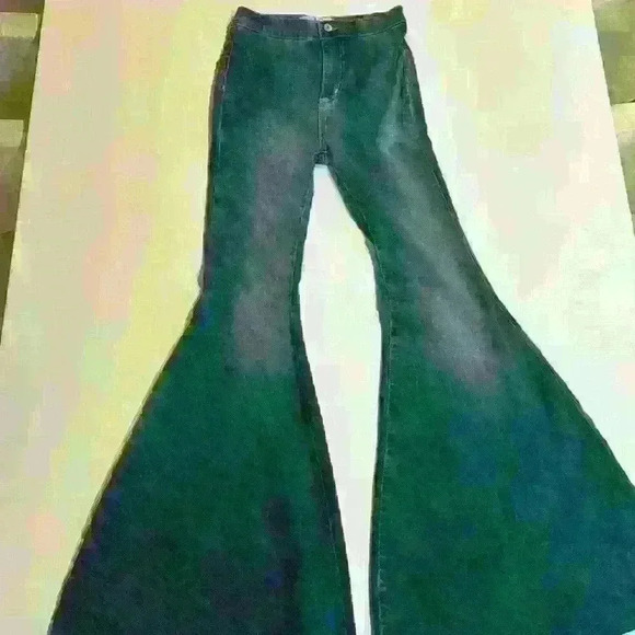 NWOT Free People Jeans by Free People. Size: XS - Picture 1 of 7
